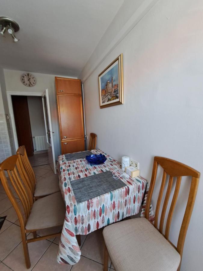 Apartman Iadera Задар Екстериор снимка